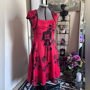 Chic Red and Black Floral Midi Dress